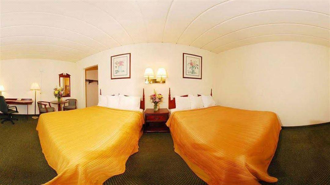 Hotel Econo & Wisconsin Dells