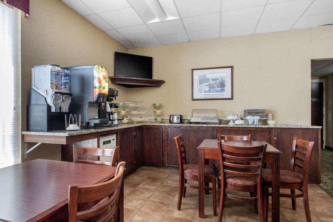 Hotel Econo & Wisconsin Dells