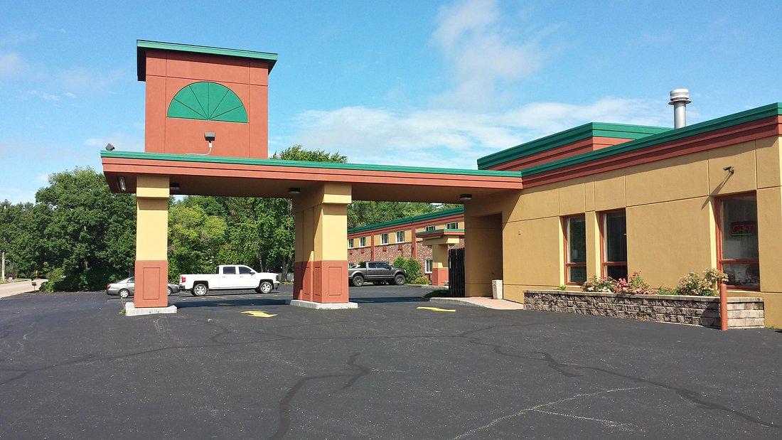 Hotel Econo & 2*