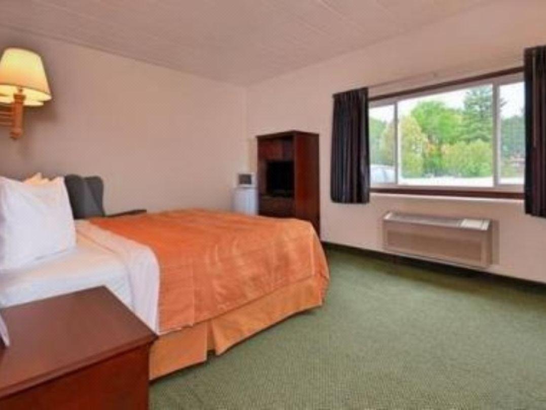Econo Inn&suites