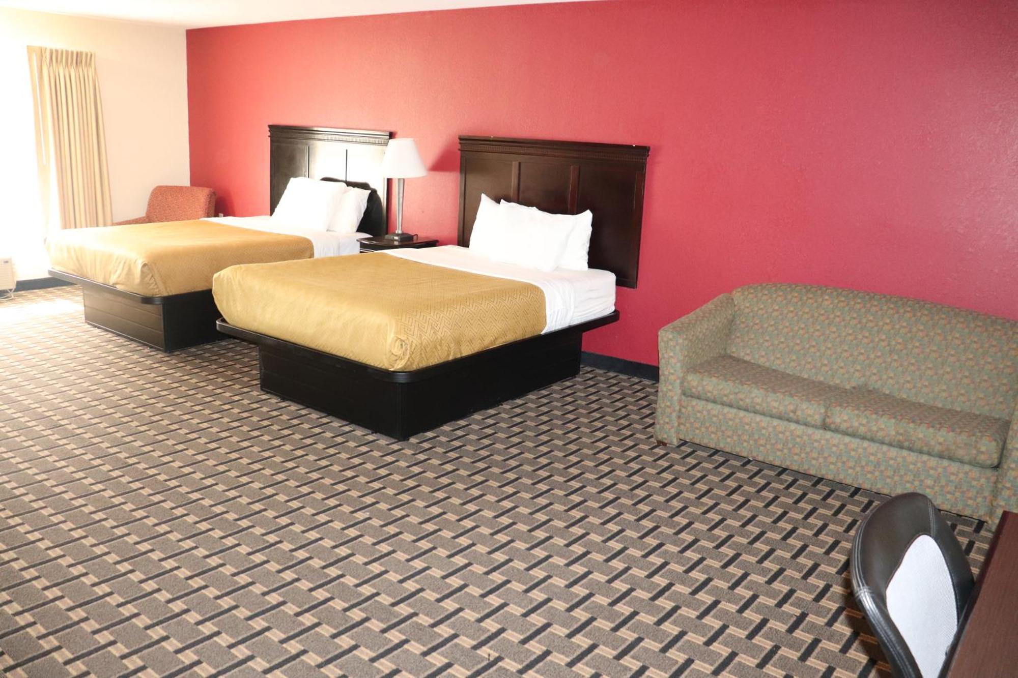 Econo Inn&suites Hotel 2*