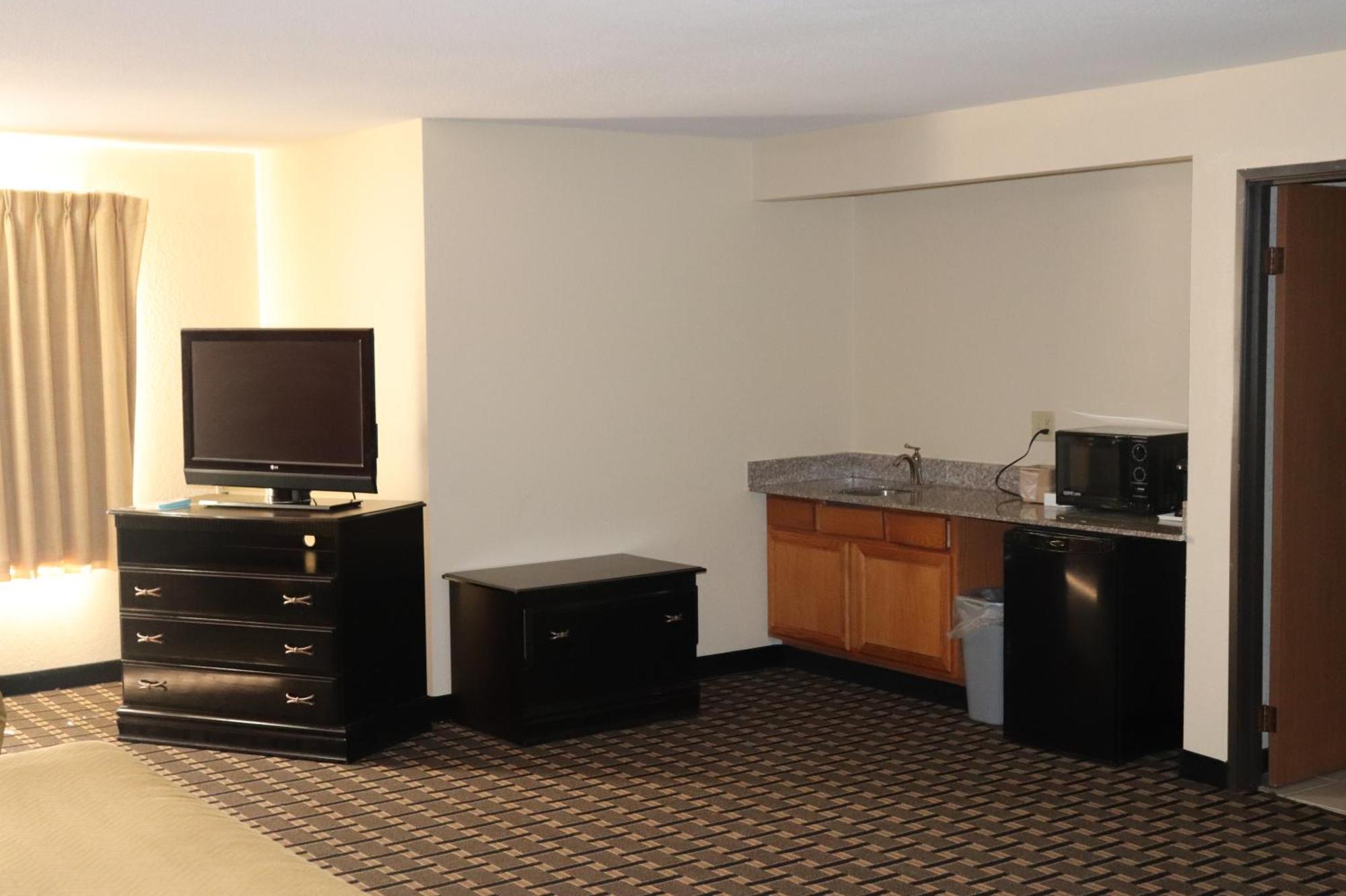 Econo Inn&suites 2*