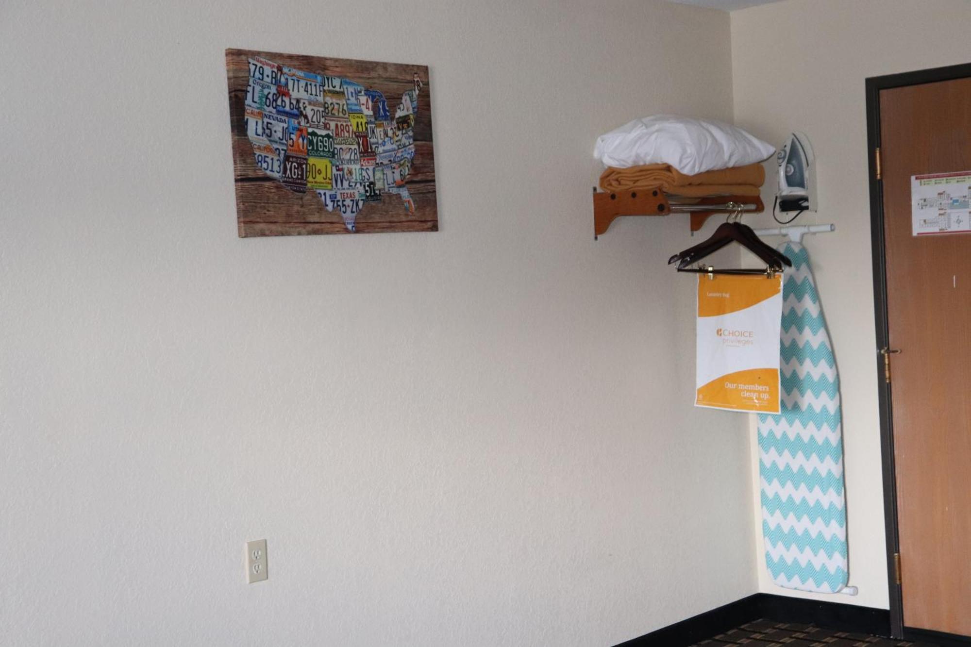 Econo Inn&suites Wisconsin Dells