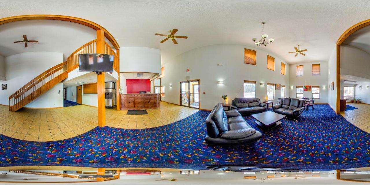 Econo Inn&suites 2*